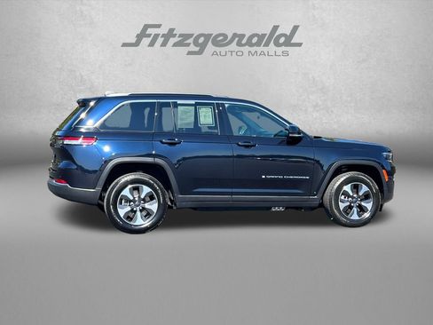 Used 2024 Jeep Grand Cherokee Limited 4xe w/ Trailer Tow Package AWD/4WD image 3