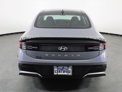 Certified 2024 Hyundai Sonata SEL w/ Convenience Package FWD image 11