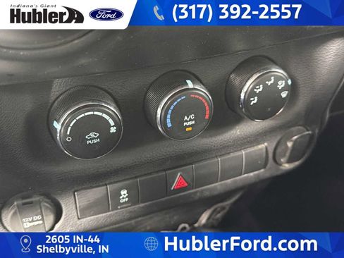 Used 2013 Jeep Wrangler Sport AWD/4WD image 16