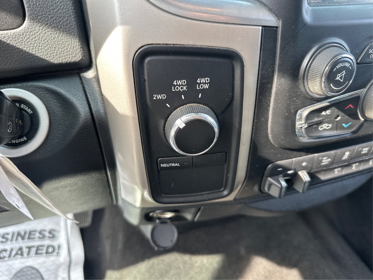 Used 2017 RAM 2500 Big Horn AWD/4WD image 13