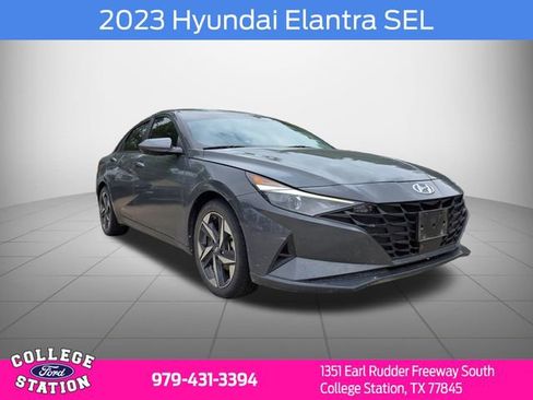 Used 2023 Hyundai Elantra SEL w/ Convenience Package FWD image 1