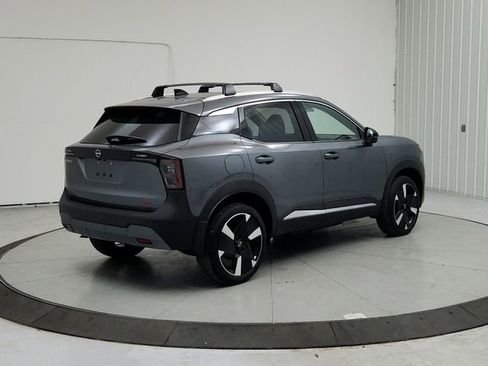 New 2026 Nissan Kicks SR image 7