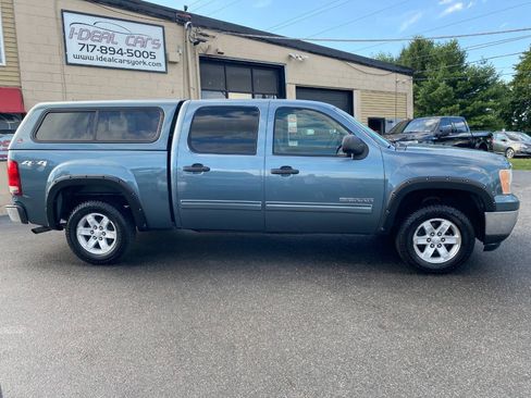 Used 2011 GMC Sierra 1500 SLE w/ Power Tech Package AWD/4WD image 2