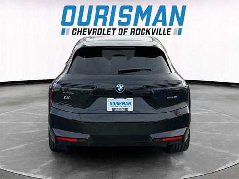 Used 2023 BMW iX xDrive50 w/ Premium Package image 5