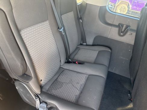 Used 2023 Ford Transit 350 XLT image 38