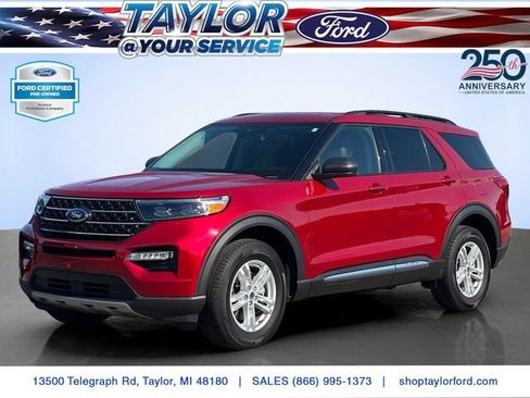 Certified 2024 Ford Explorer XLT w/ Equipment Group 202A AWD/4WD image 1