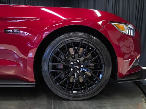 Used 2017 Ford Mustang GT Premium w/ GT Performance Package image 41