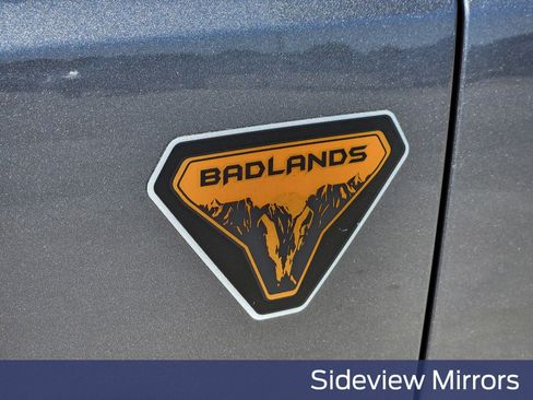 New 2025 Ford Bronco Badlands image 12