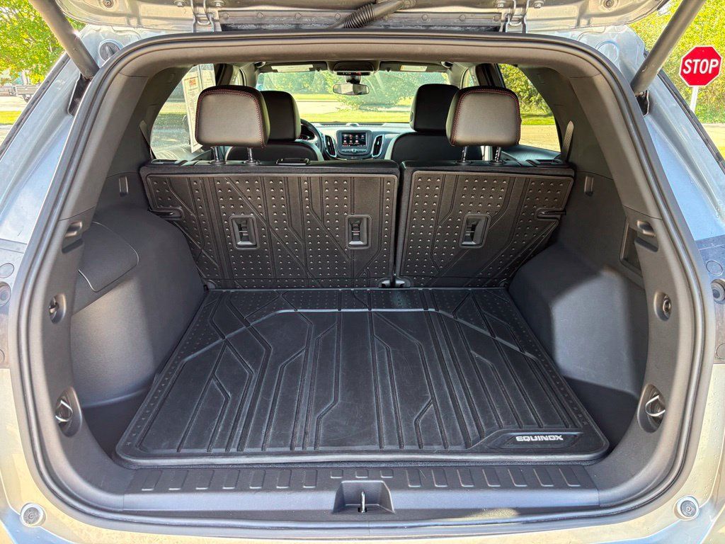 Used 2024 Chevrolet Equinox RS FWD image 45