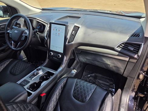 Certified 2024 Ford Edge Titanium AWD/4WD image 28