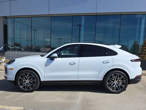New 2026 Porsche Cayenne Coupe AWD/4WD image 2