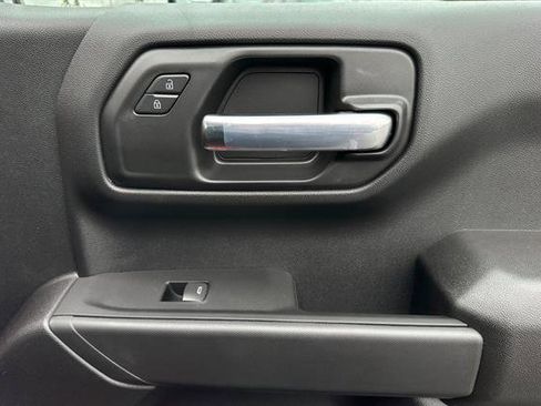 New 2025 Chevrolet Silverado 1500 Custom image 19