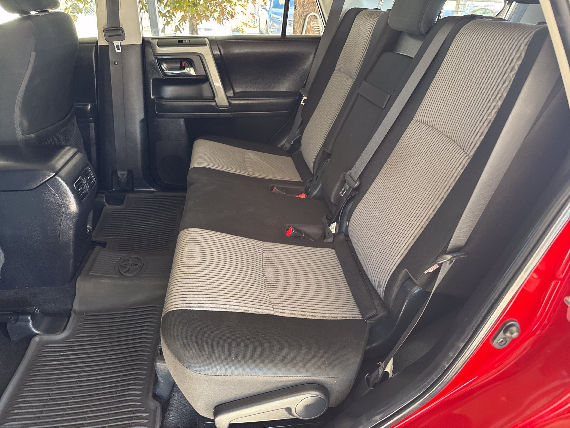 Used 2021 Toyota 4Runner SR5 AWD/4WD image 20