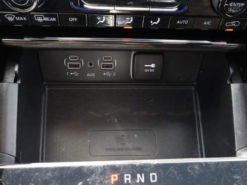 Used 2023 Jeep Grand Cherokee Altitude image 32