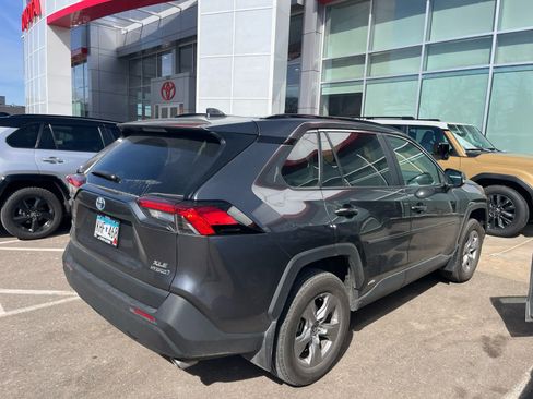 Certified 2023 Toyota RAV4 XLE w/ Convenience Package AWD/4WD image 4