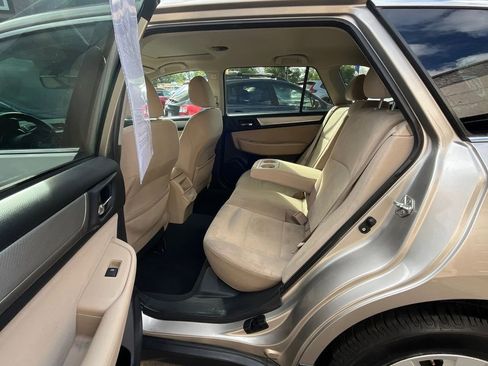Used 2018 Subaru Outback 2.5i Premium AWD/4WD image 20