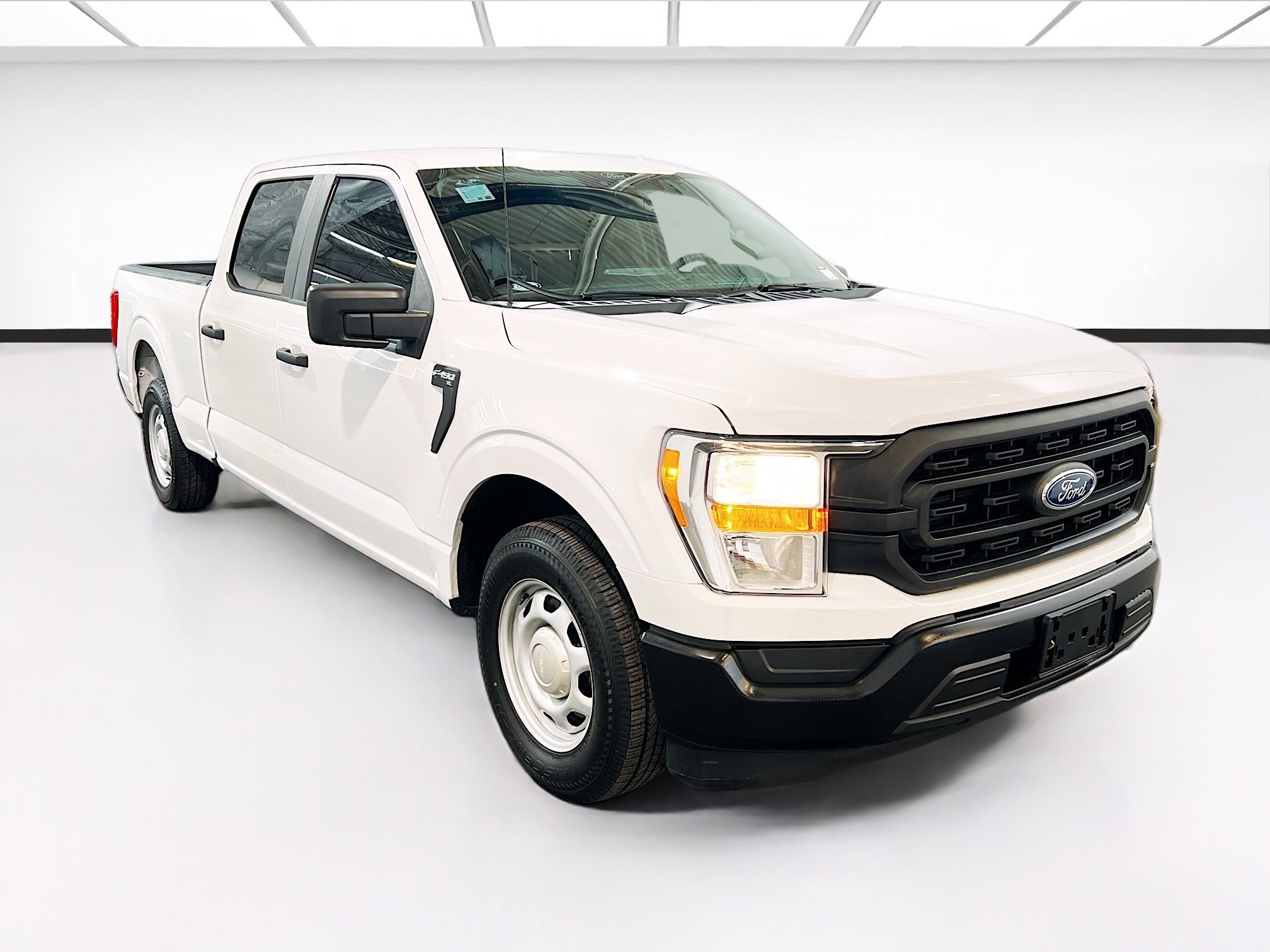 Used 2021 Ford F150 XL w/ Equipment Group 101A High RWD image 3