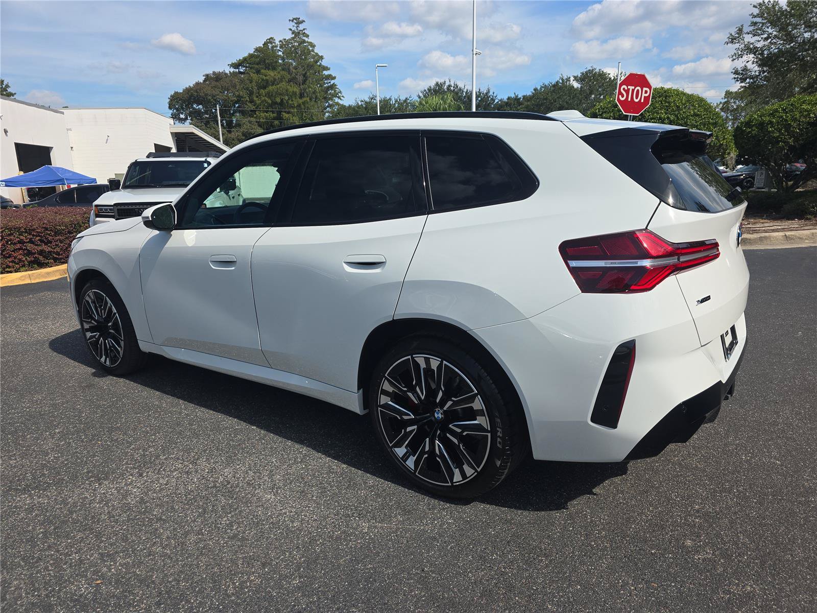 Certified 2026 BMW X3 xDrive30i w/ Premium Package AWD/4WD image 6