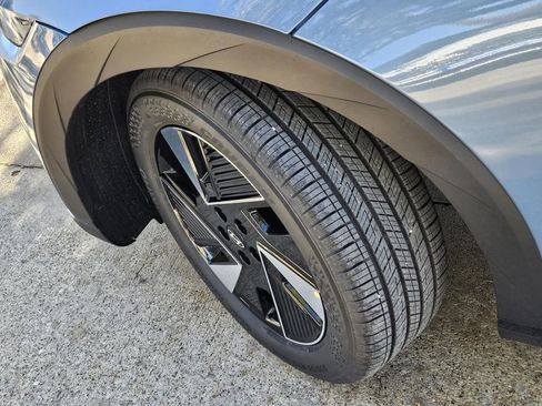 New 2026 Hyundai Ioniq 5 SEL image 8