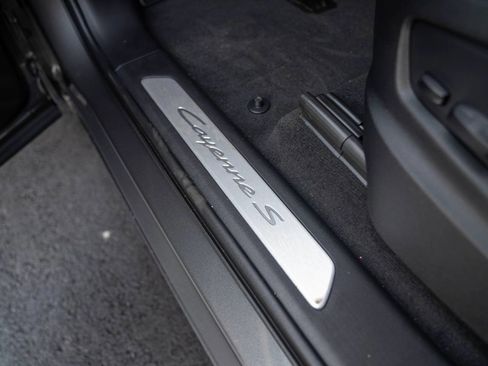 New 2026 Porsche Cayenne S image 27