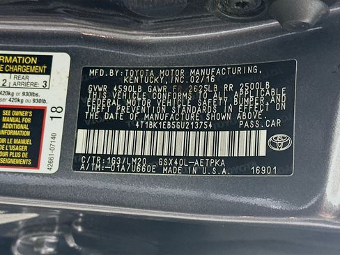 Used 2016 Toyota Avalon Limited w/ Toyota Safety Sense Package FWD image 12
