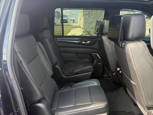 Used 2023 GMC Yukon XL Denali AWD/4WD image 59