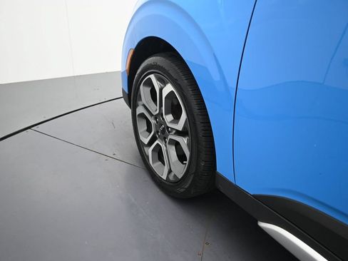 Certified 2025 Kia Soul EX FWD image 11