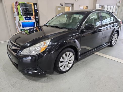 Used 2012 Subaru Legacy 2.5i Limited AWD/4WD image 2