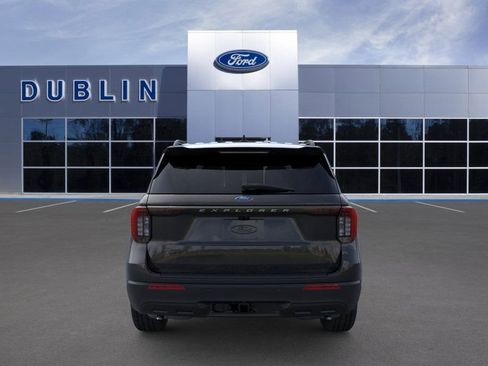 New 2026 Ford Explorer Active image 34