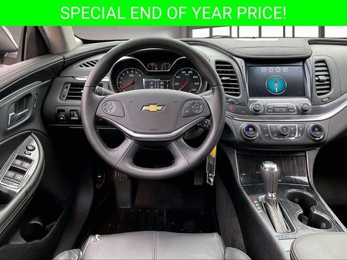 Used 2016 Chevrolet Impala LT w/ Convenience Package image 8