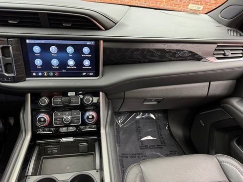 Used 2021 GMC Yukon Denali image 17