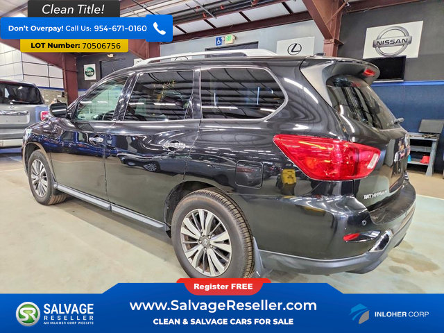 Used 2019 Nissan Pathfinder S AWD/4WD image 3