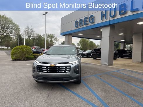 Used 2025 Chevrolet Equinox LT FWD image 4