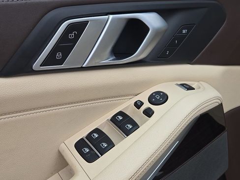 Used 2019 BMW X5 xDrive40i w/ Premium Package 2 image 13