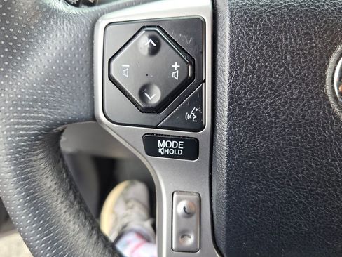 Used 2021 Toyota 4Runner SR5 AWD/4WD image 24