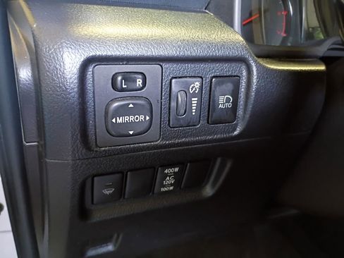 Used 2021 Toyota 4Runner SR5 AWD/4WD image 21