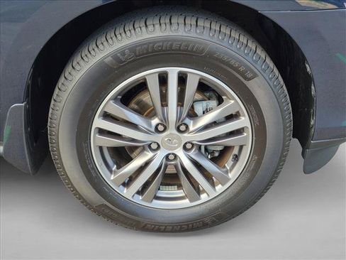 Used 2020 INFINITI QX60 Luxe w/ Essential Package FWD image 24