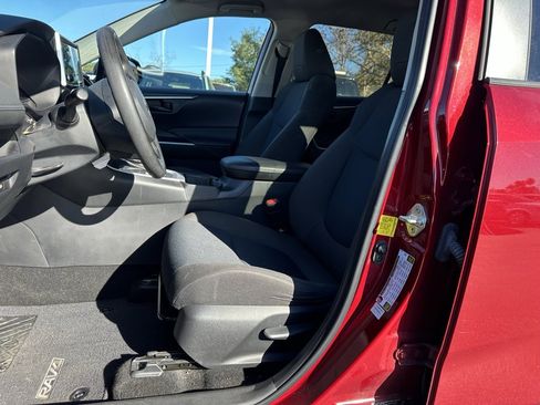 Certified 2023 Toyota RAV4 LE image 9