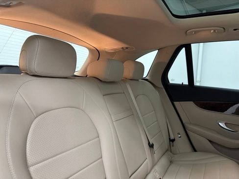 Used 2018 Mercedes-Benz GLC 300 image 26