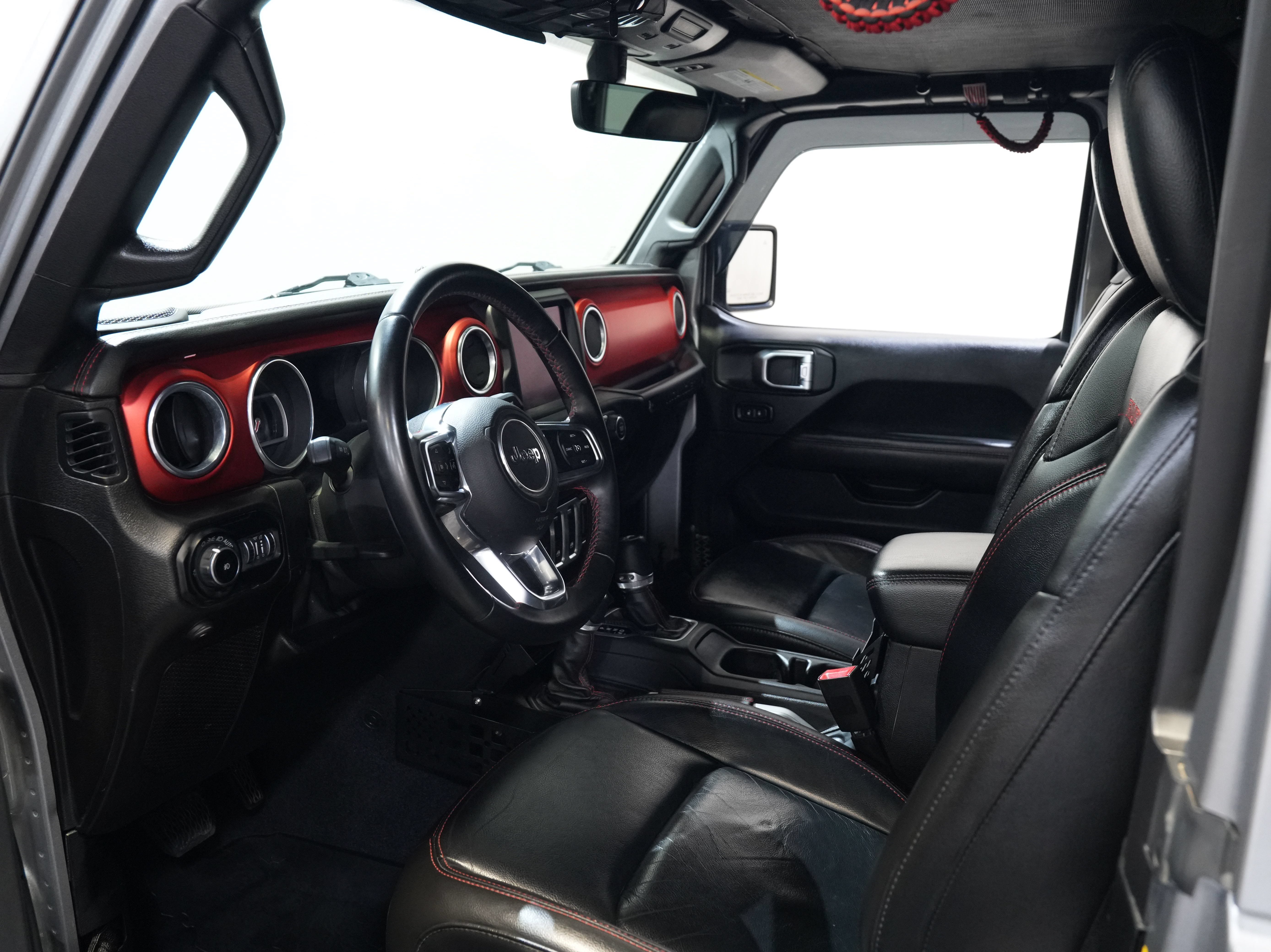 Used 2018 Jeep Wrangler Rubicon AWD/4WD image 31