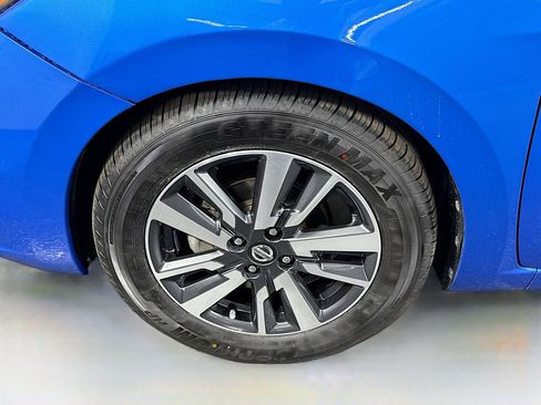 Used 2021 Nissan Versa SV image 38