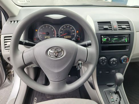 Used 2009 Toyota Corolla LE image 9