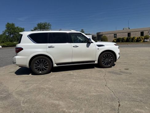 Used 2022 Nissan Armada Platinum w/ Captain's Chairs Package image 4