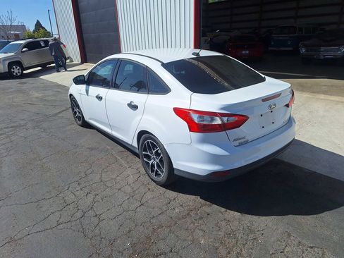 Used 2013 Ford Focus S FWD image 5