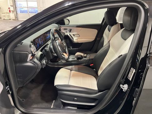 Used 2020 Mercedes-Benz A 220 4MATIC image 51