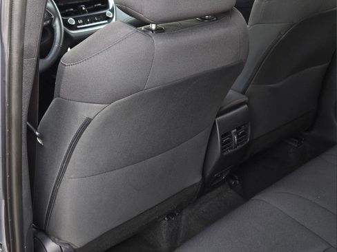 Used 2024 Toyota Corolla Cross LE FWD image 26