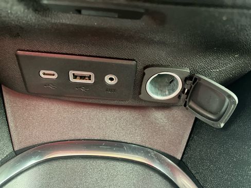 Used 2024 Chevrolet Malibu LT image 28