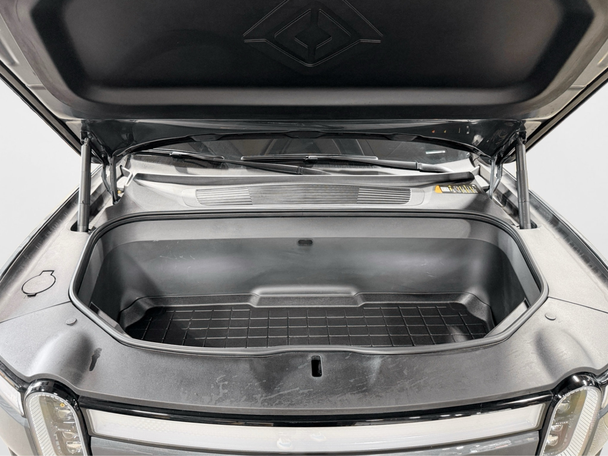 Used 2022 Rivian R1S Launch Edition Quad AWD/4WD image 24