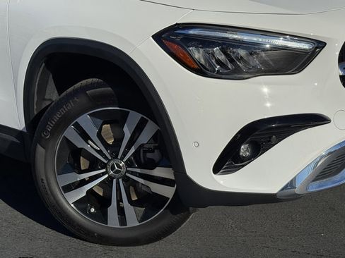Used 2025 Mercedes-Benz GLA 250 image 2