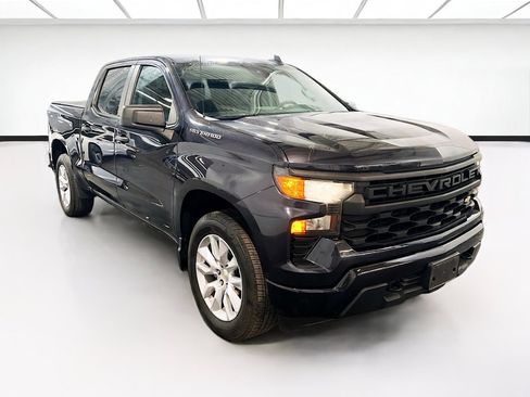 Used 2023 Chevrolet Silverado 1500 Custom RWD image 3